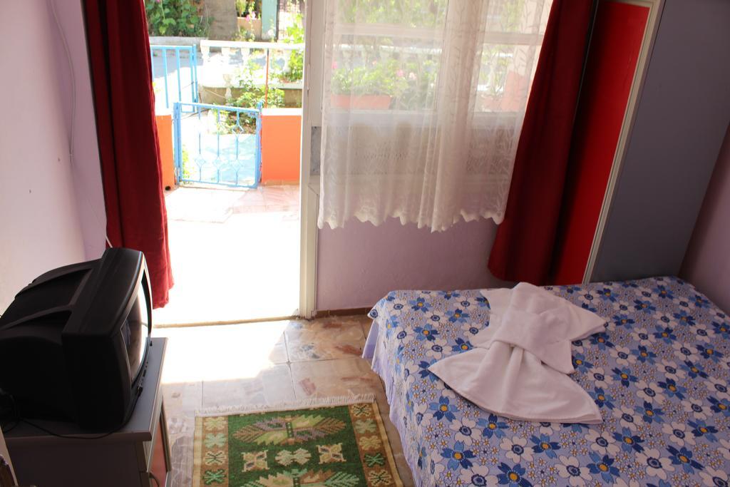 Eysan Pansiyon Akçay Zimmer foto