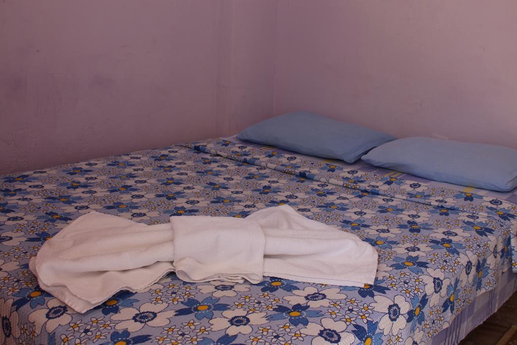 Eysan Pansiyon Akçay Zimmer foto