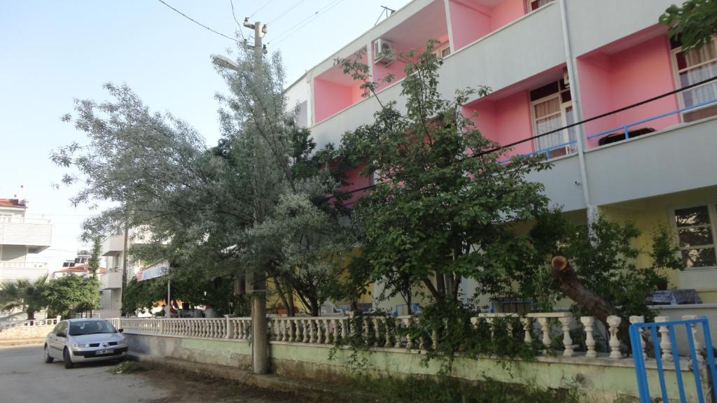 Eysan Pansiyon Akçay Exterior foto